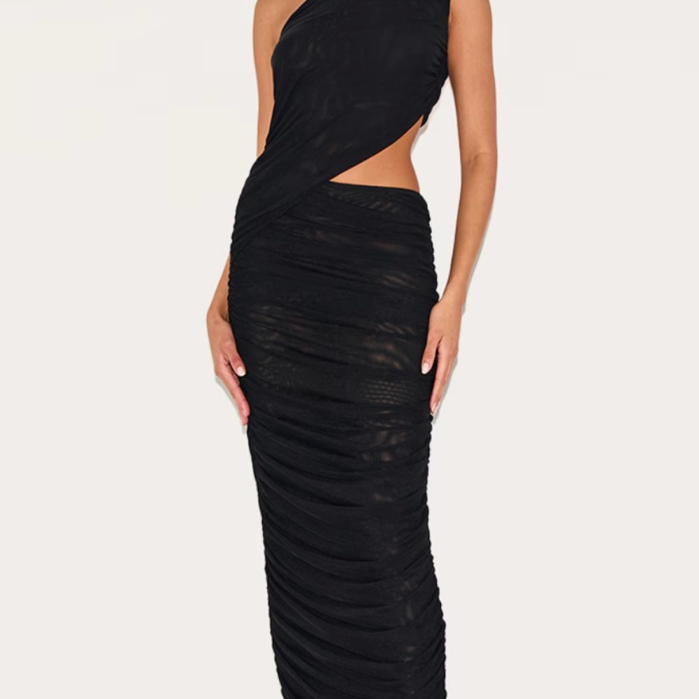 Elegant Black One-Shoulder Dress